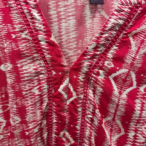 Gloria Vanderbilt V Neck Fushia and White Flowy Boho Embroidered Blouse size XL - Picture 4 of 5